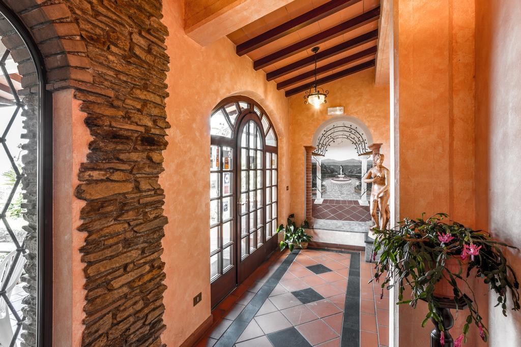 Hotel Il Buongustaio Масса Екстер'єр фото