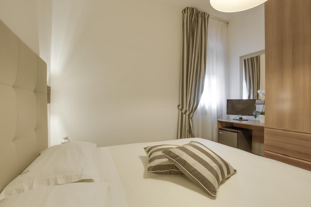 Hotel Il Buongustaio Масса Екстер'єр фото